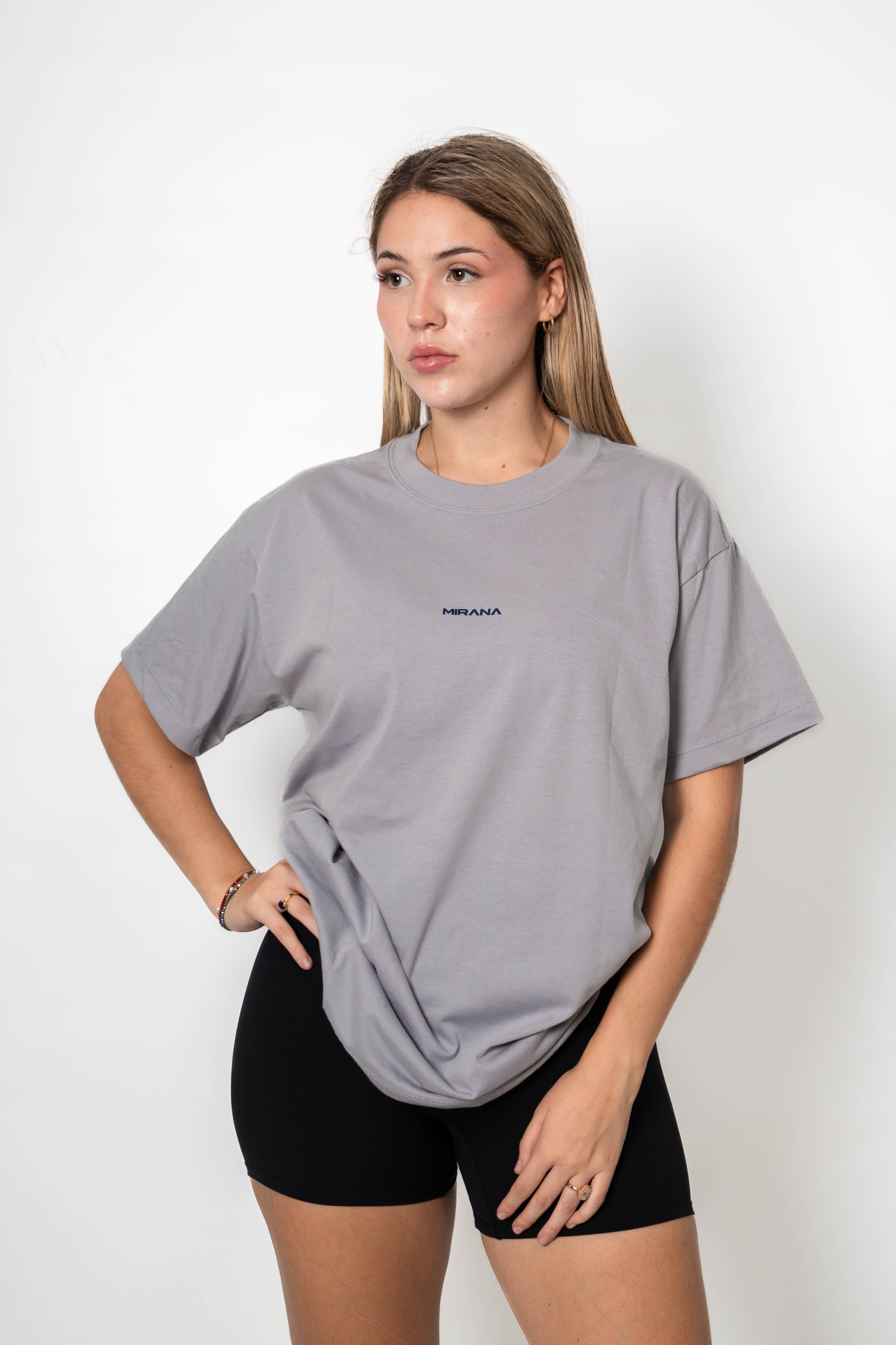 T-SHIRT OVERSIZE KARMA IS A CAT