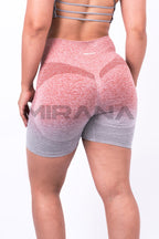 SHORT FERGIE - ROSADO CON GRIS