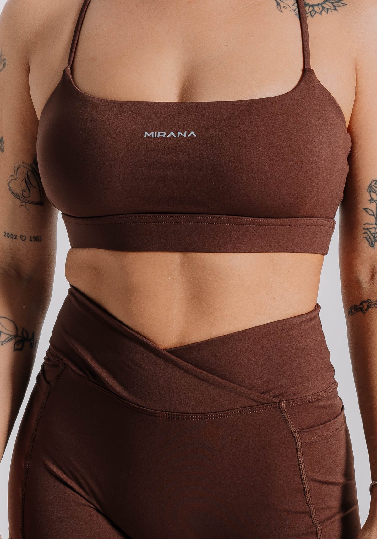 Set Curve V marrón - conjunto deportivo para mujer Mirana Fit (3)