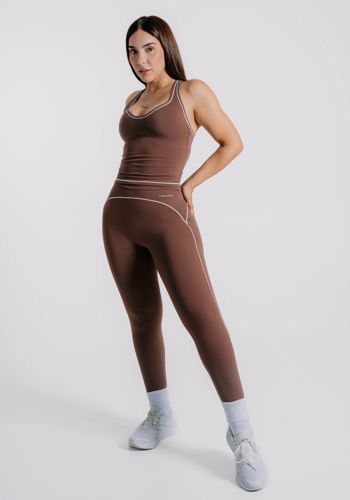 Set Sculpt marrón - conjunto deportivo para mujer Mirana Fit (3)