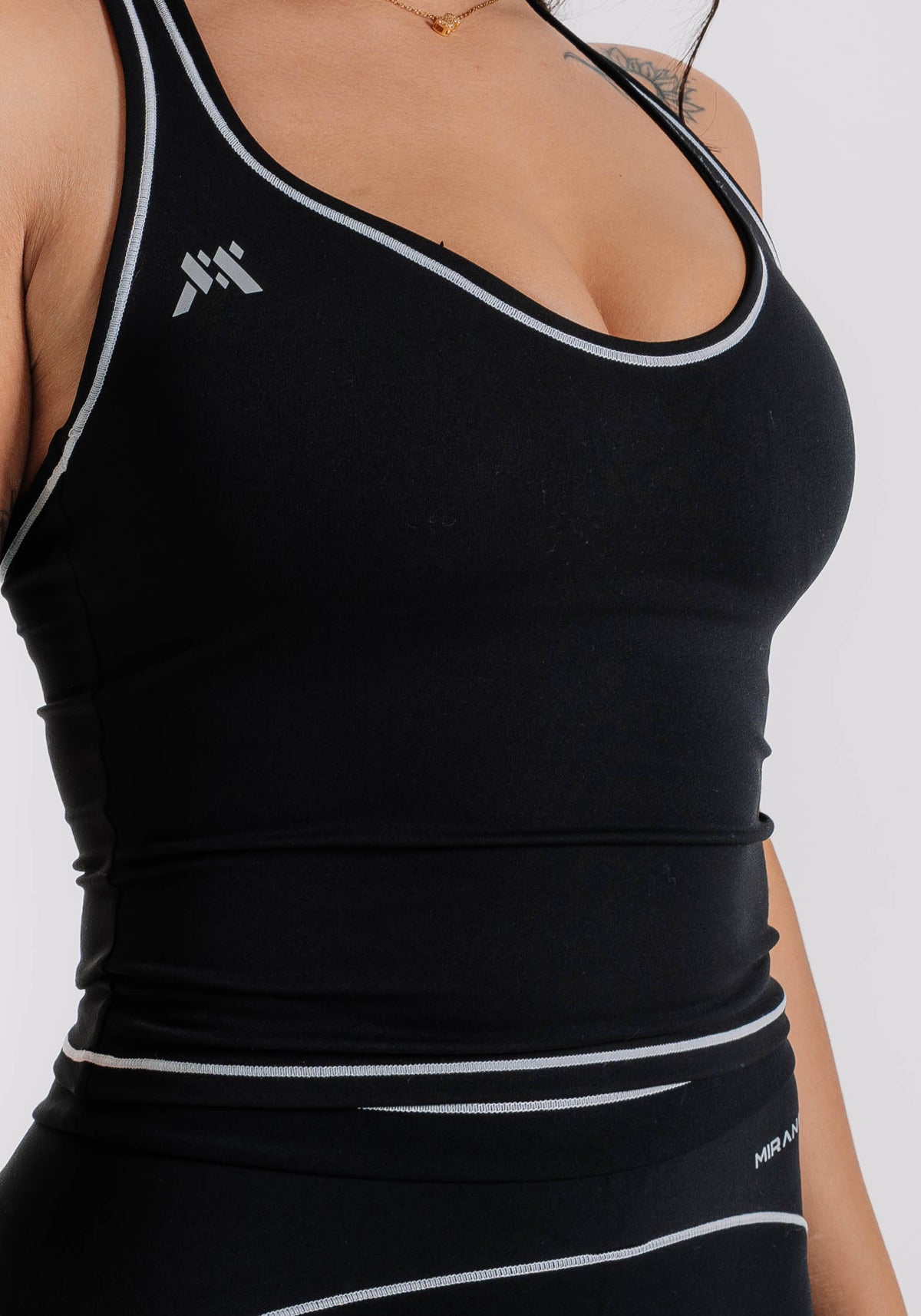 Set Sculpt negro - conjunto deportivo para mujer Mirana Fit (5)