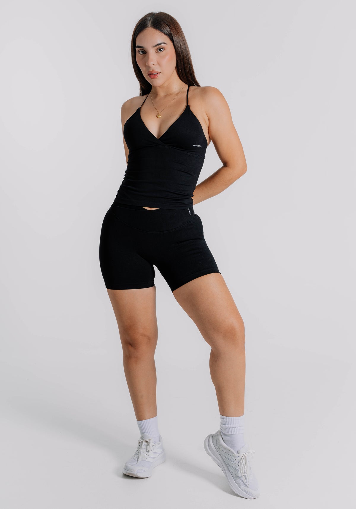 Set Sculpt Short negro - conjunto deportivo para mujer Mirana Fit