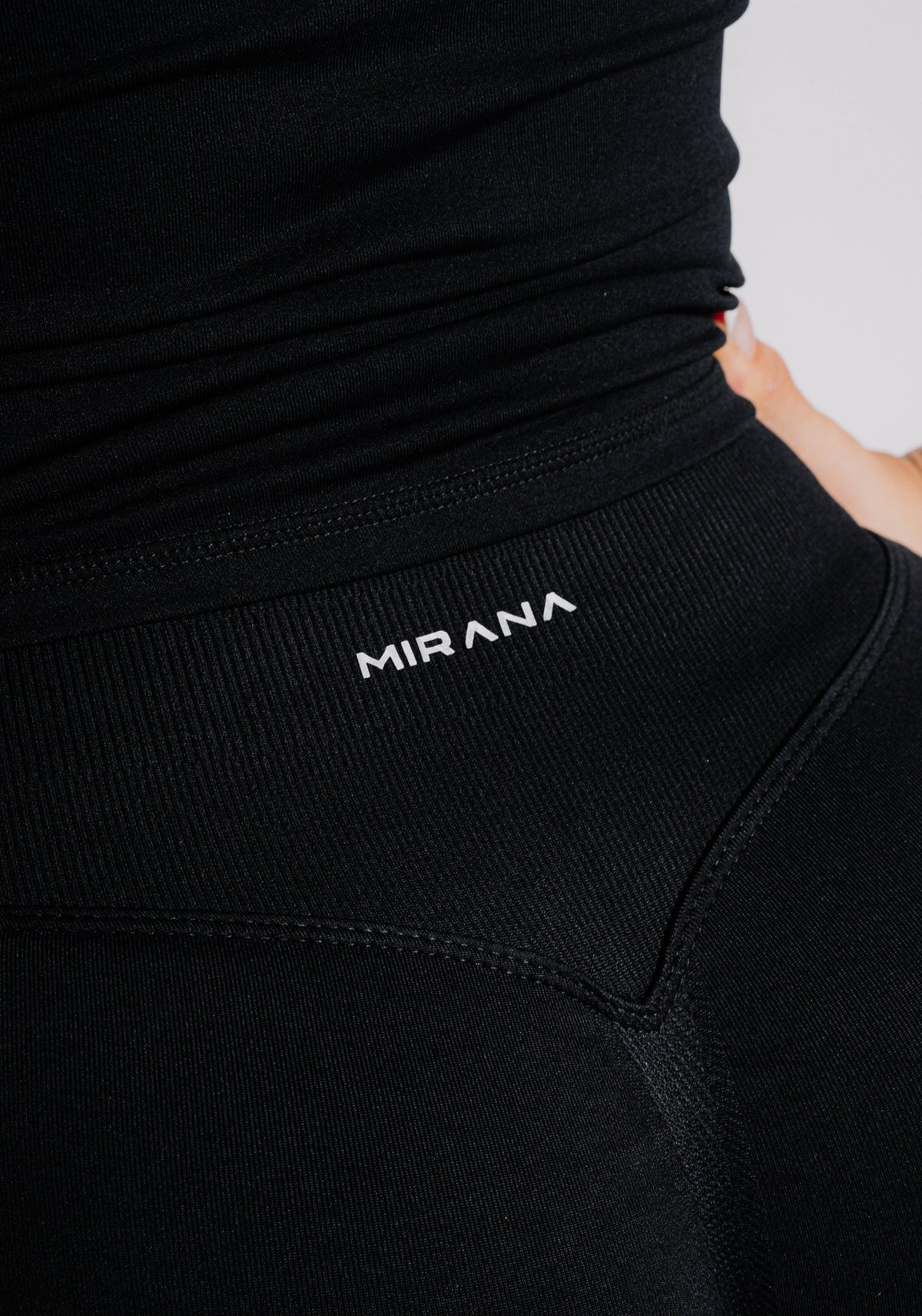Set Soft negro - conjunto deportivo para mujer Mirana Fit (4)