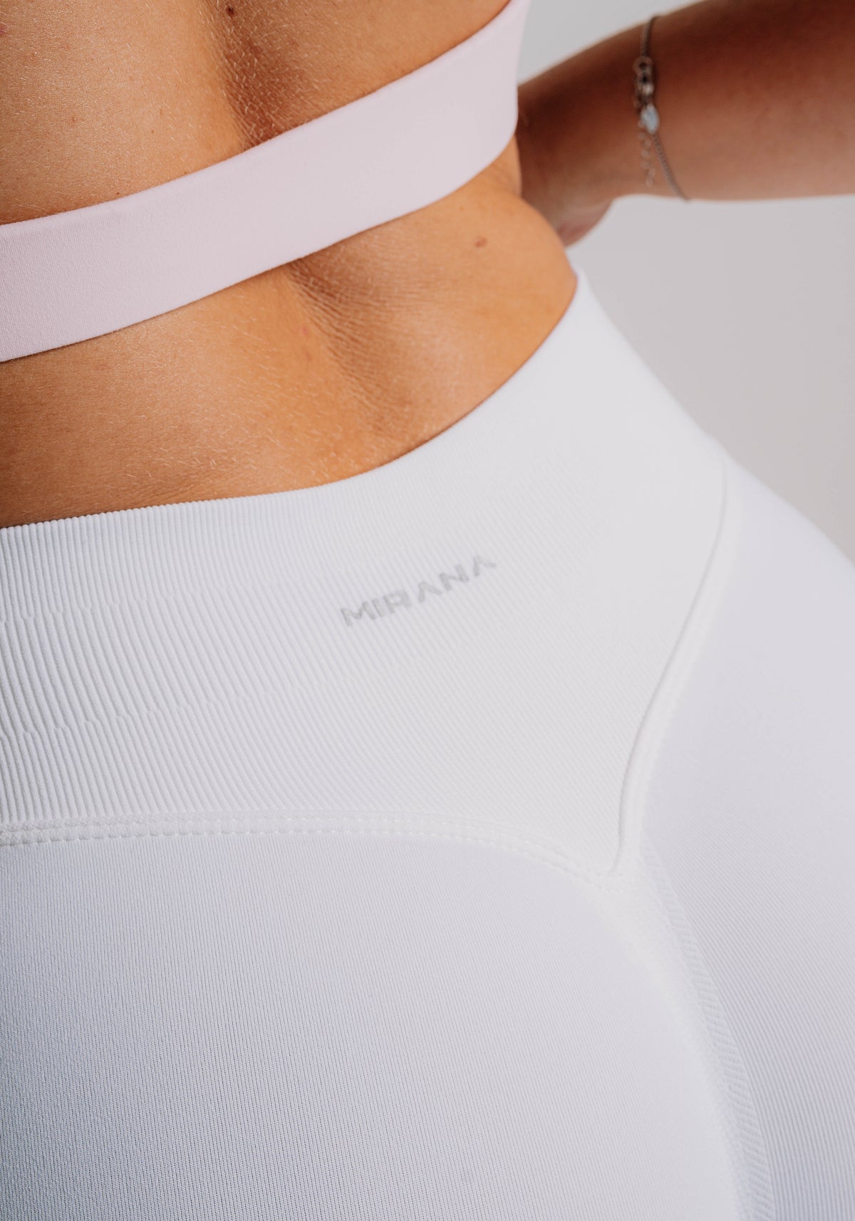 Short Curve blanco - short deportivo para mujer Mirana Fit (4)