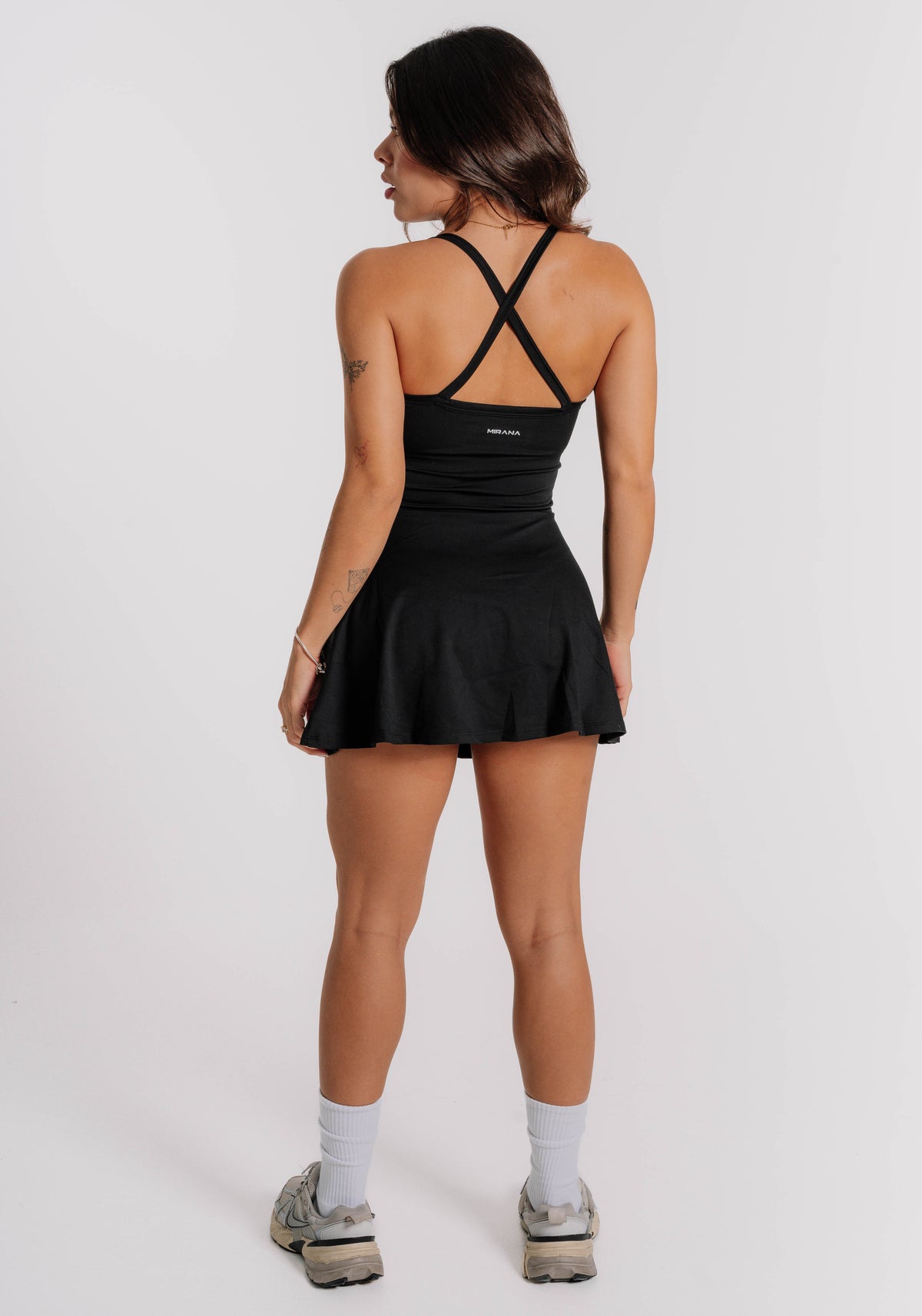 Vestido Curve negro - vestido deportivo para mujer Mirana Fit (3)